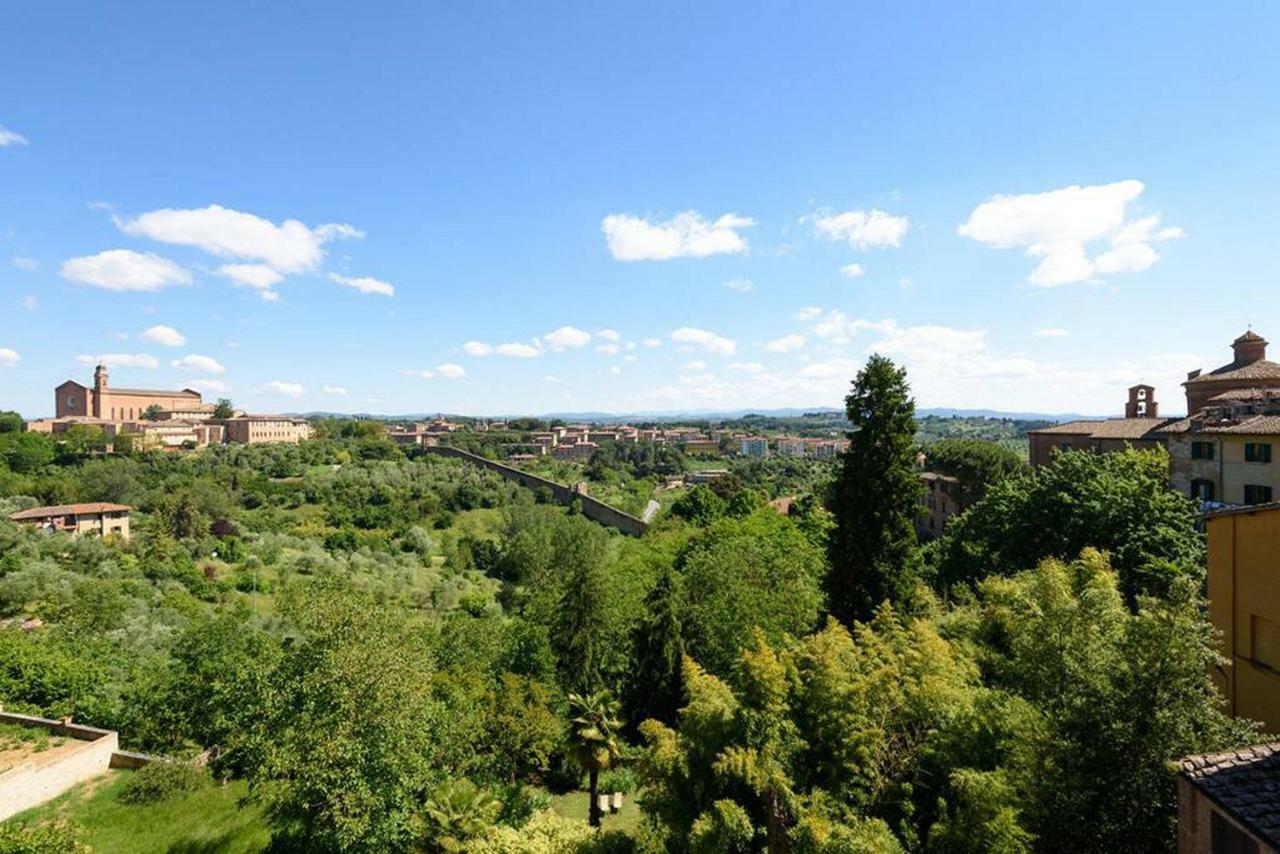 Ferienwohnung Penthouse In Siena Near Piazza Del Campo Exterior foto